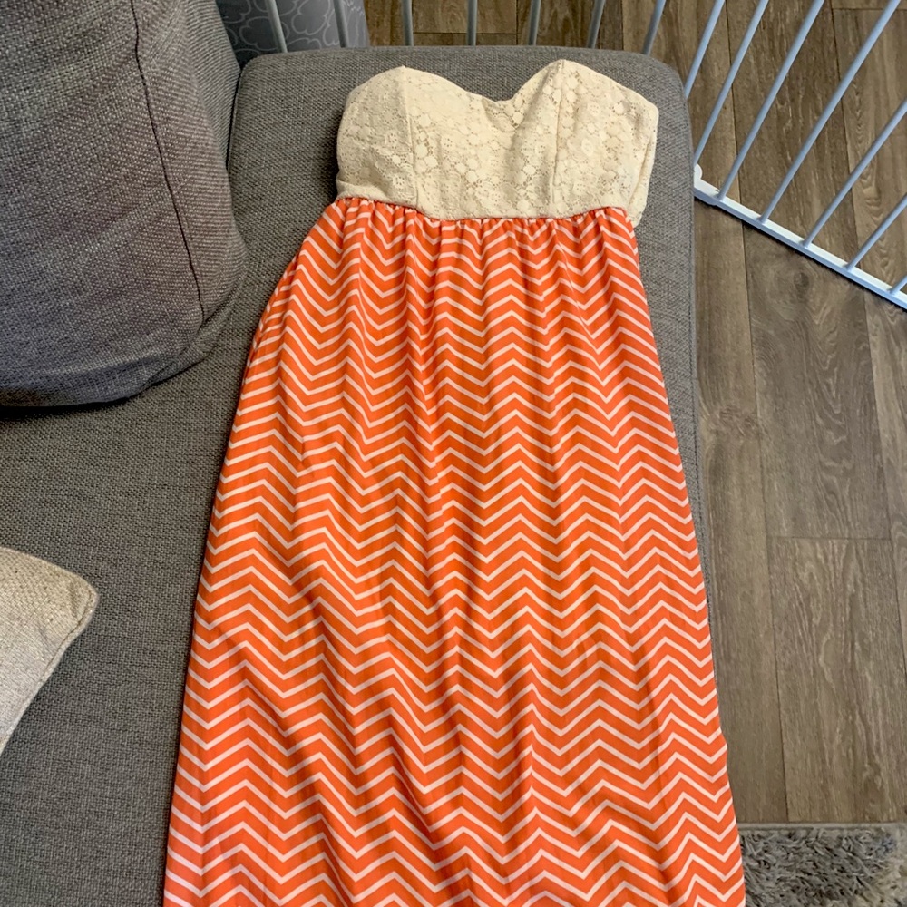 Strapless dress